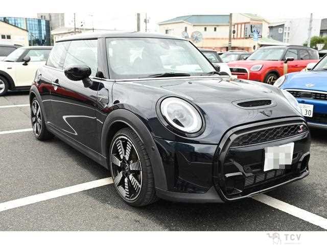 2022 BMW MINI