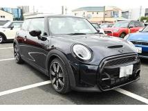 2022 BMW MINI