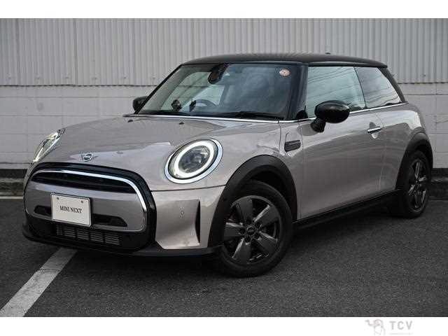 2022 BMW MINI