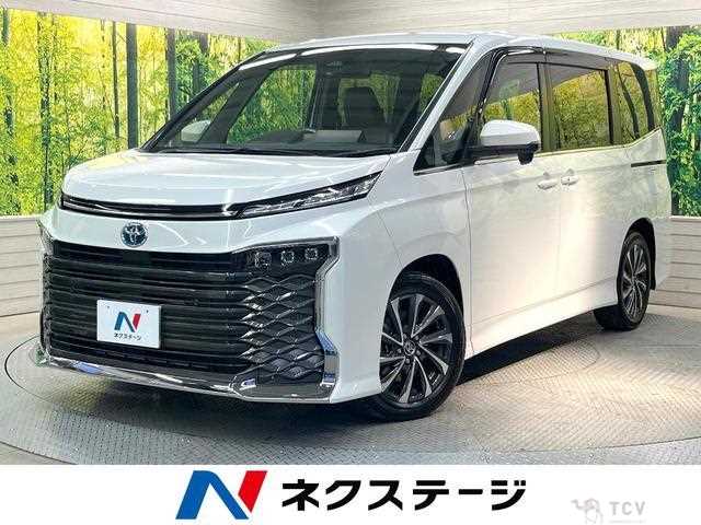 2025 Toyota Voxy