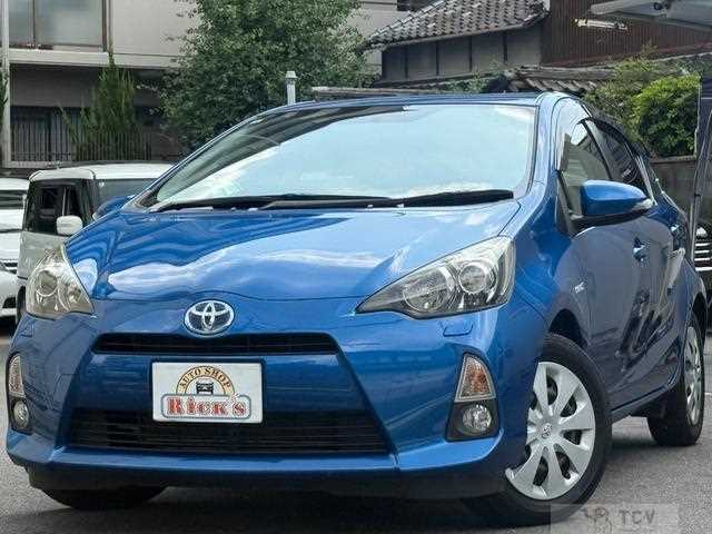 2012 Toyota AQUA