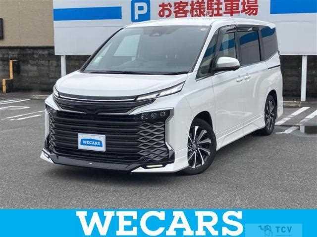 2023 Toyota Voxy