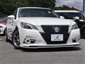 2013 Toyota Crown Hybrid