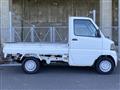 2005 Nissan Clipper Truck