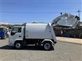 2015 Isuzu Elf Truck