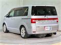 2008 Mitsubishi Delica D5
