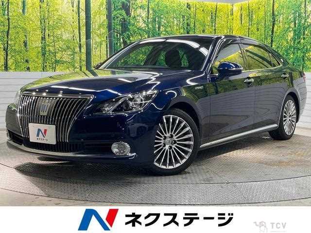 2014 Toyota Crown Majesta