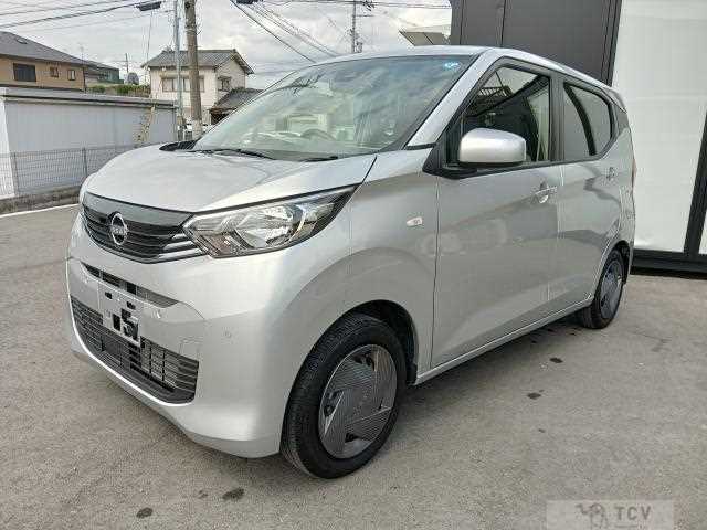 2025 Nissan Nissan Others