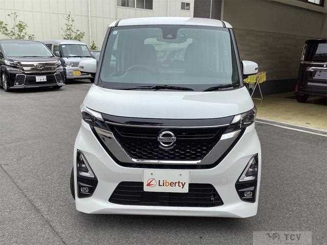 2021 Nissan ROOX