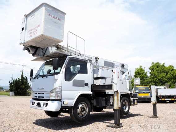 2013 Isuzu Elf Truck