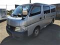 2004 Nissan Caravan Coach