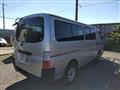 2004 Nissan Caravan Coach