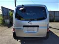 2004 Nissan Caravan Coach