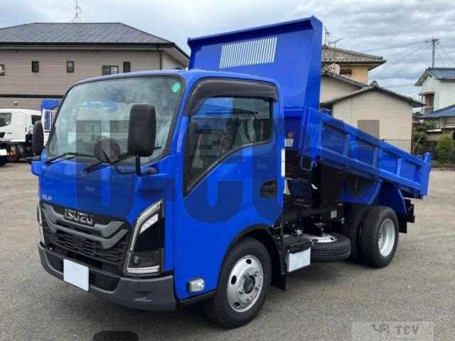 2025 Isuzu Elf Truck
