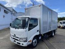 2022 Hino Dutro
