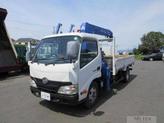 2012 Hino Dutro