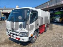 2025 Hino Dutro