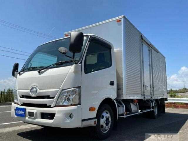 2020 Hino Dutro
