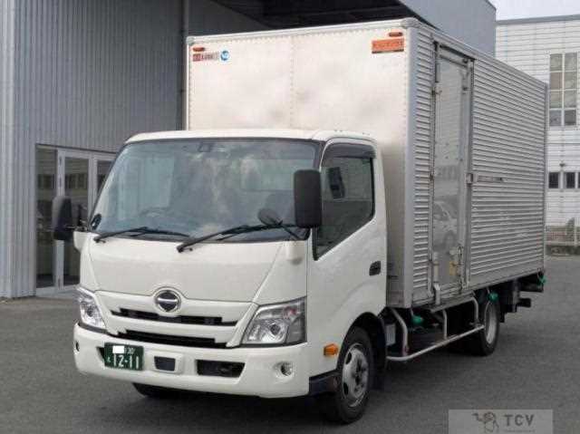 2023 Hino Dutro