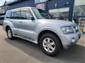 2005 Mitsubishi Pajero