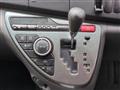 2009 Toyota Isis