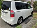 2009 Toyota Noah