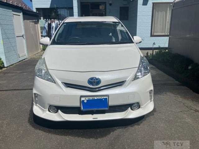 2011 Toyota PRIUS α