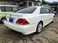 2005 Toyota Crown