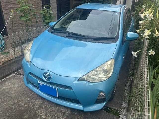 2013 Toyota AQUA