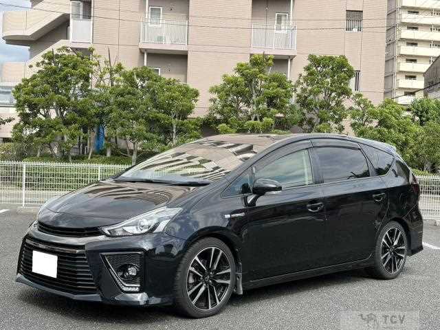 2015 Toyota PRIUS α