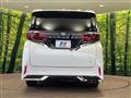 2025 Toyota Alphard Hybrid