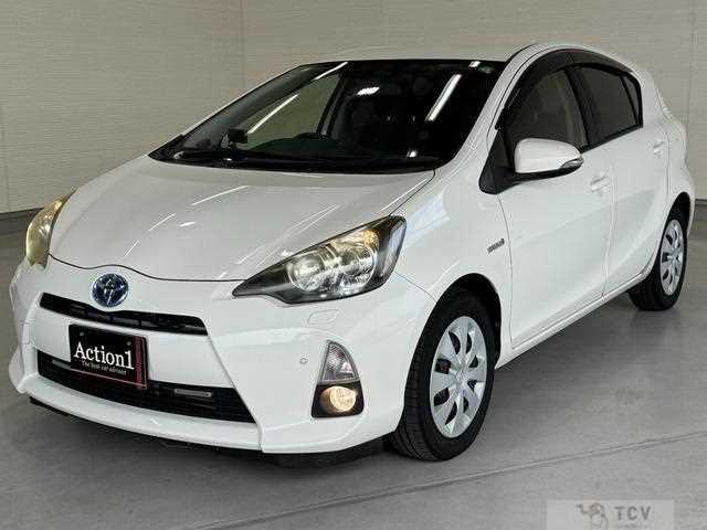 2013 Toyota AQUA