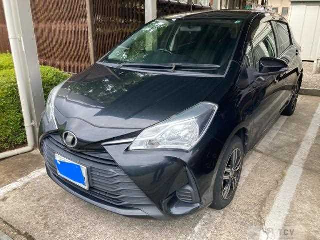 2017 Toyota Vitz