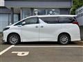 2022 Toyota Alphard G