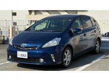 2014 Toyota PRIUS α