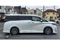 2024 Toyota Alphard Hybrid