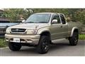 2004 Toyota Hilux