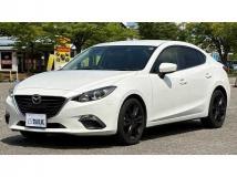 2014 Mazda Axela