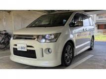 2011 Mitsubishi Delica D5