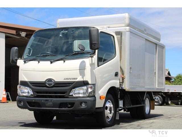 2016 Hino Dutro