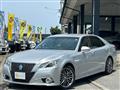 2014 Toyota Crown Hybrid