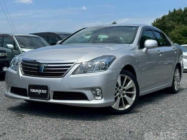 2010 Toyota Crown Hybrid