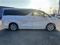2017 Toyota Vellfire