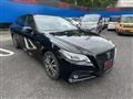2019 Toyota Crown Hybrid