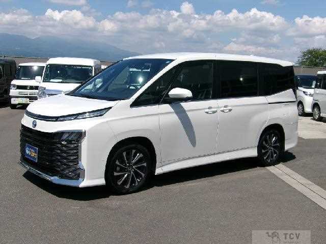 2025 Toyota Voxy