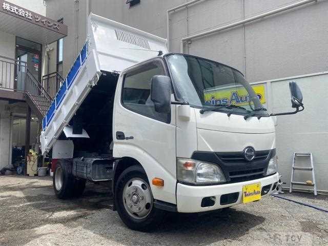 2013 Hino Dutro