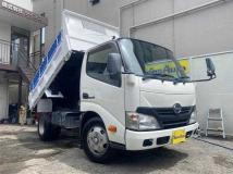 2013 Hino Dutro