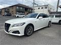 2019 Toyota Crown Hybrid