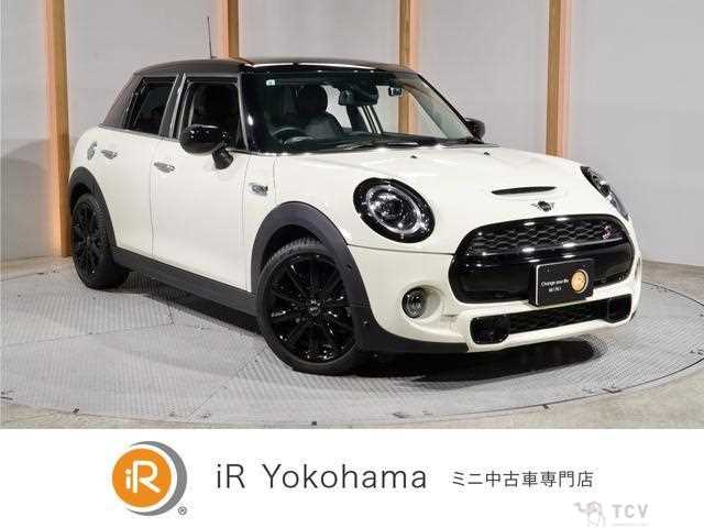 2021 BMW MINI