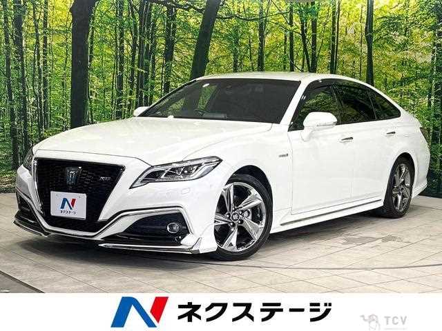 2019 Toyota Crown Hybrid